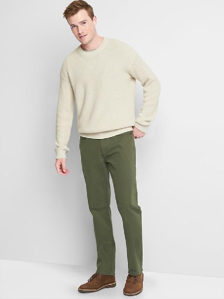 Jeans in Slim Fit Model Standing